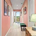 Amazing In With Wifi טהיסטד